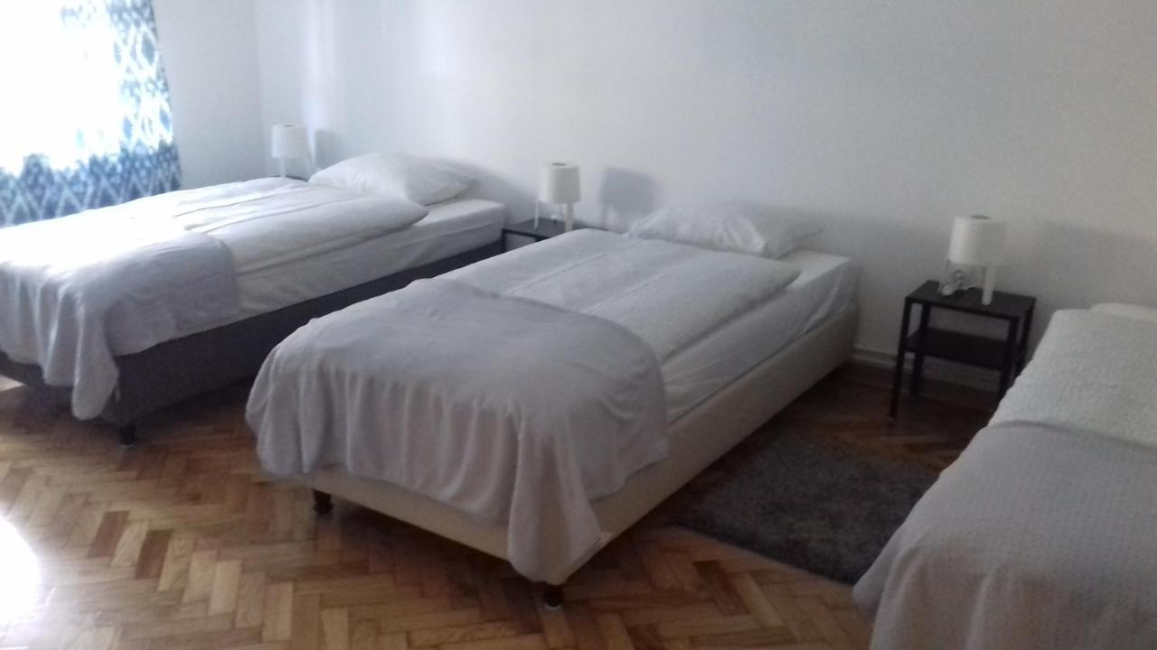 Hills Apartments Vrsac Esterno foto